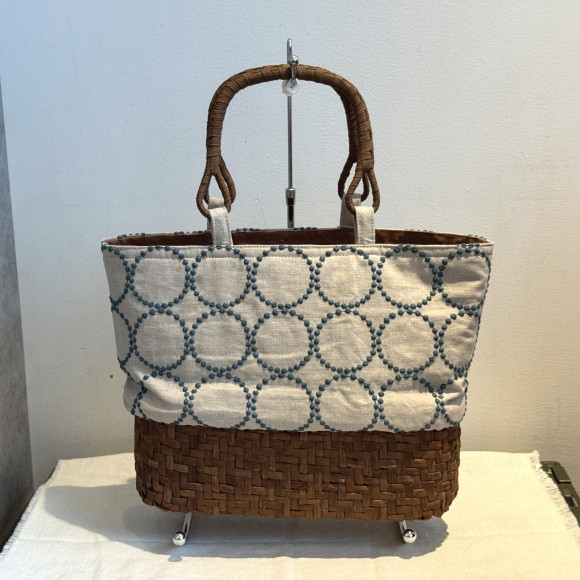 山葡萄×minä perhonen トートバッグ　再入荷しました♪