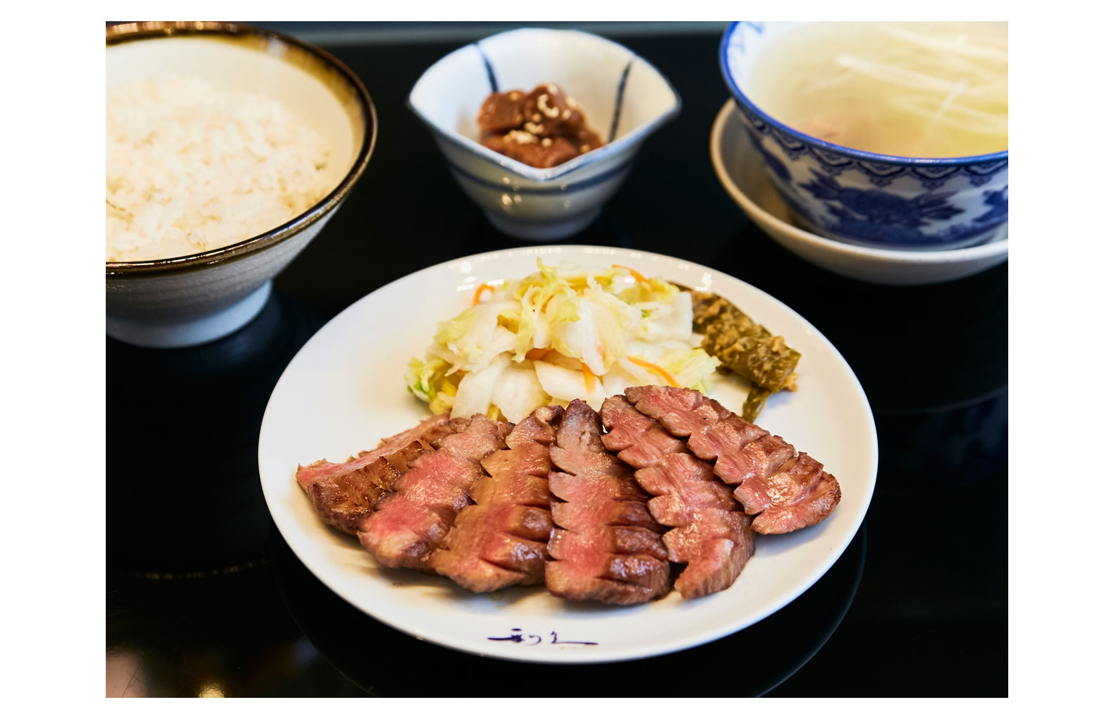 仙臺牛たん炭焼利久