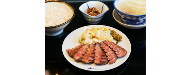 仙臺牛たん炭焼利久