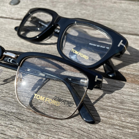 TOM FORD 人気フレーム入荷しました。