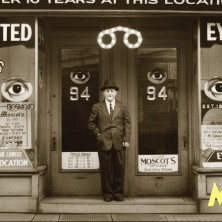 MOSCOT 