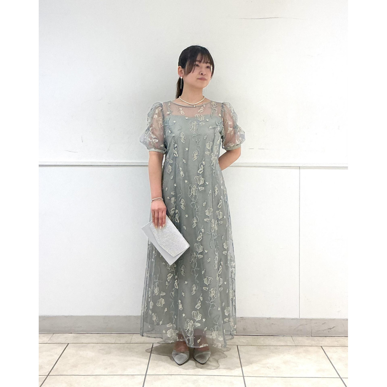 配色フラワー刺繍チュールAラインドレス