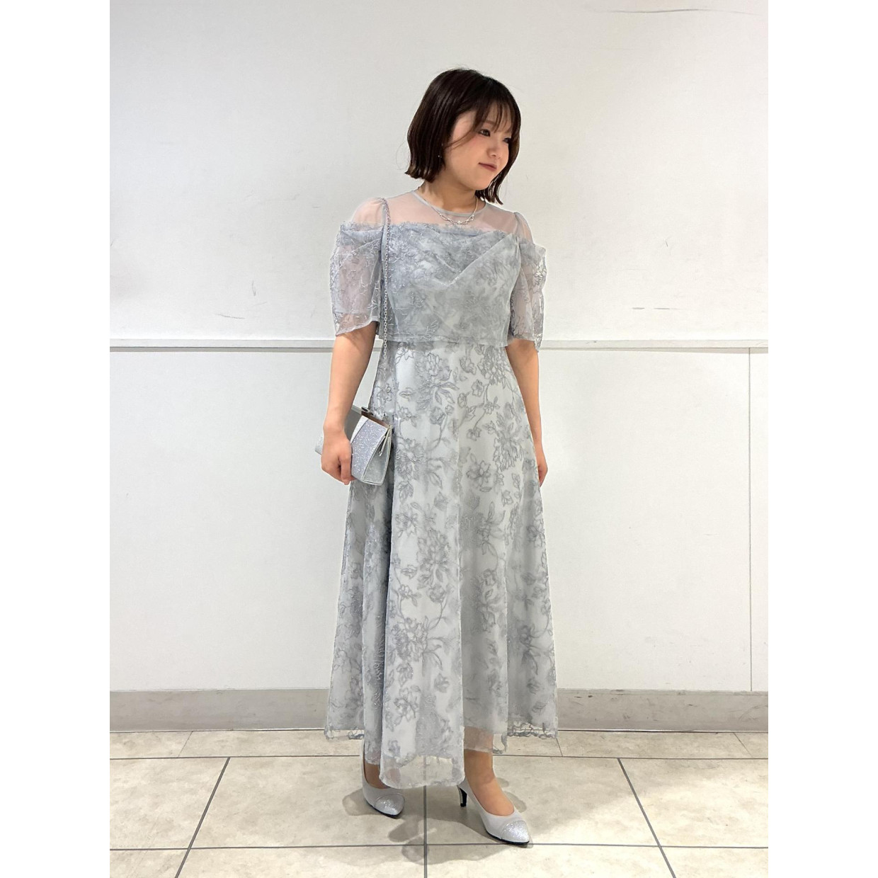 【métoi】ドレープラメ刺繍ドレス