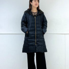 フェイクファーフード付き撥水加工高密度タフタミドル丈ダウン