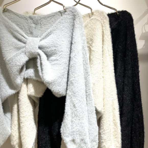Lame knit ribbon design cardigan with multi-way pearl buttons