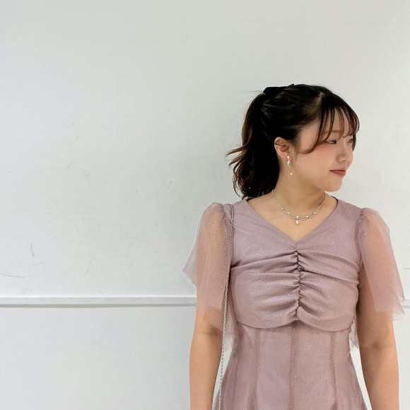 グリッターチュールフロントギャザーレースアップドレス