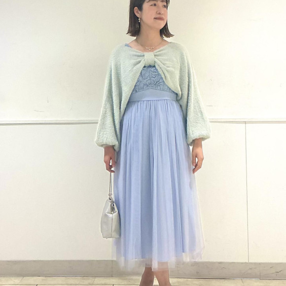 リボンテーブル刺繍チュールギャザーフレアドレス