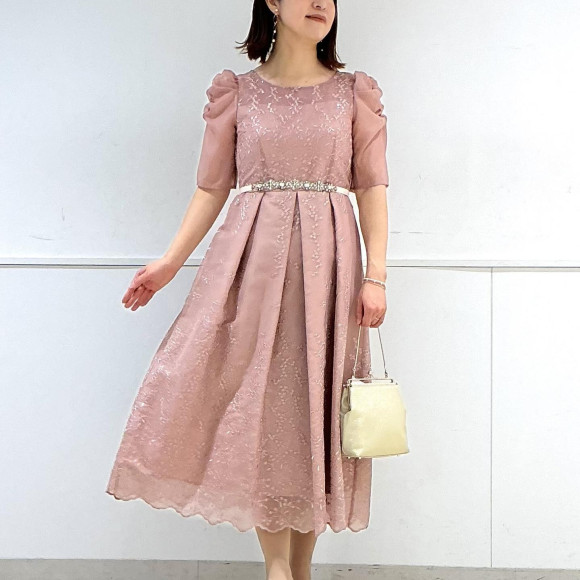 スパンコール小花刺繍フィット&フレアドレス