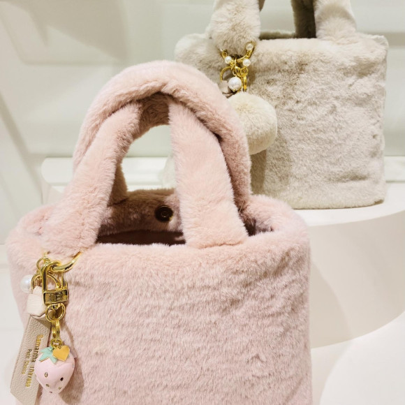 キュートなエコファーBAG♡