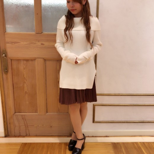 オフショルリブニット