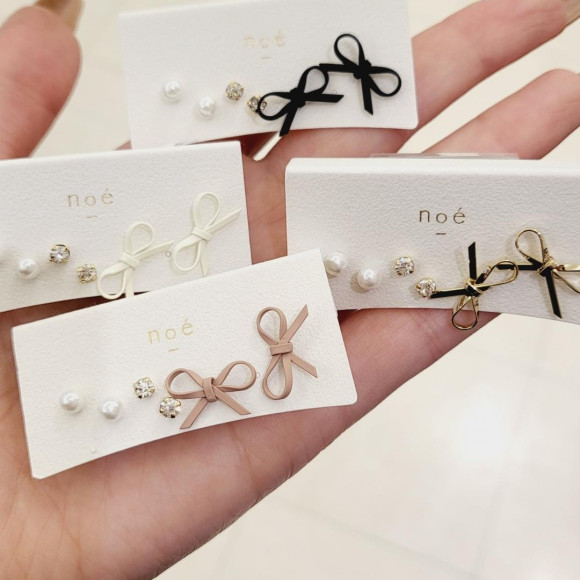 リボンセットピアス