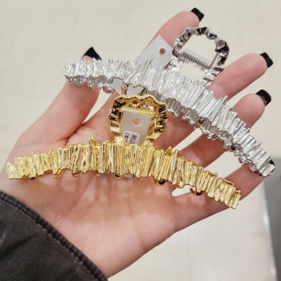 メタルバレッタ