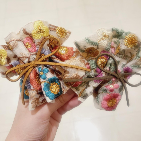 刺繍ポニーピン
