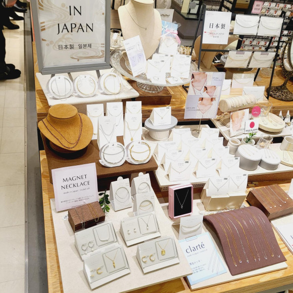 日本製品アクセサリー
