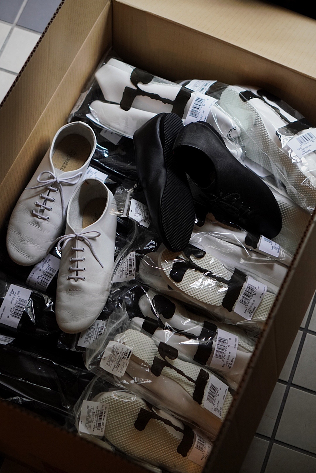 repetto / JAZZ ¥22,000- in tax