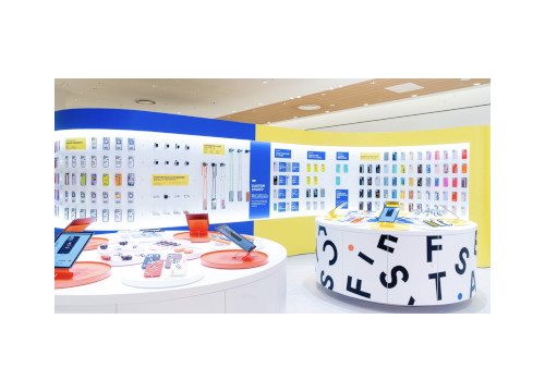 CASETiFY STUDiO