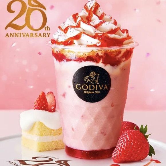 ゴディバ「20周年アニバーサリー ストロベリーショートケーキ ショコリキサー」2025年4月4日（金）〜発売