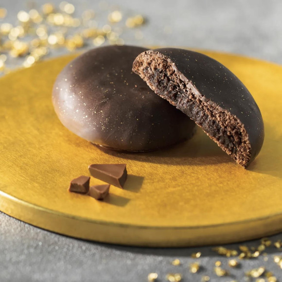 GODIVA × famous confectionery “vermilion seal stamp” × National Theater