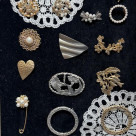 新作ブローチがたくさん届きました♪