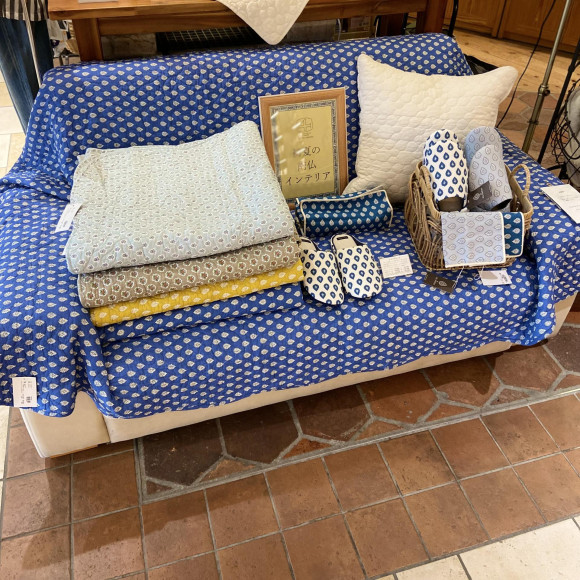 《レゾリヴァード》で夏仕様のインテリアにしてみませんか♪