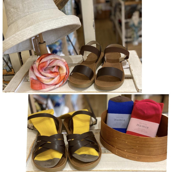 夏の足元はサンダルで♫