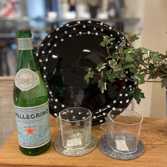 八角形のタンブラーが入荷しました(*^-^*)