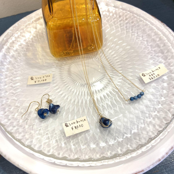 《Encachette　アンキャシェット》から素敵なアクセサリーが届きました♪