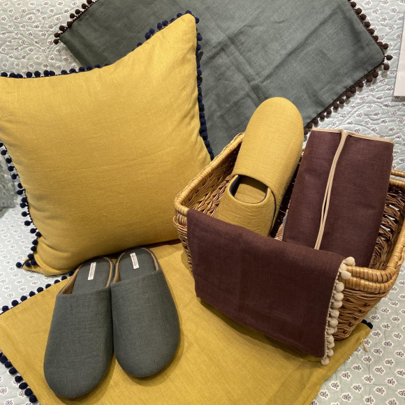 リトアニアリネンシリーズが入荷しました(*^-^*)