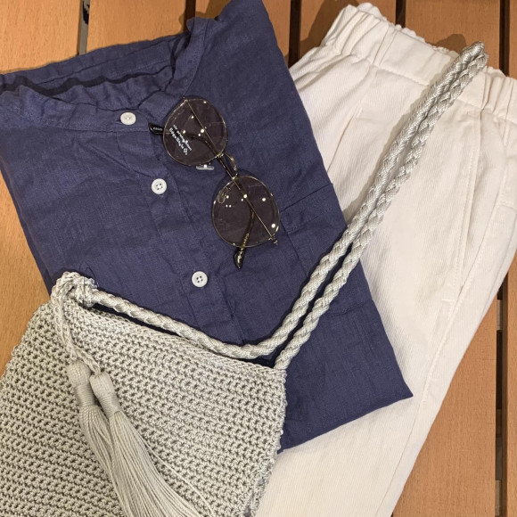 リネンバンドカラーシャツに新色が登場です！