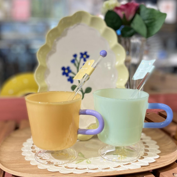 ユニークで遊び心のあるガラス食器が入荷しました♬