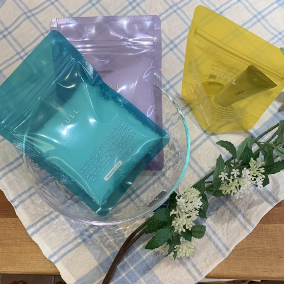 bath salts & hand cream ของหีบห่อที่ชุดสีบริสุทธิ์