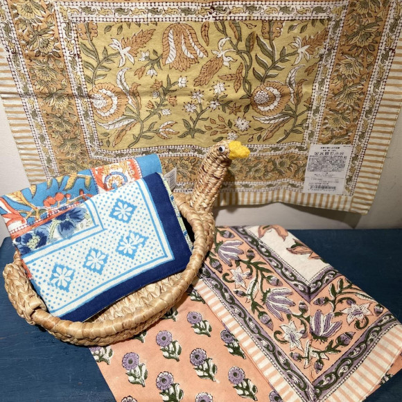 ❁Luncheon mat that colors the dining table❁