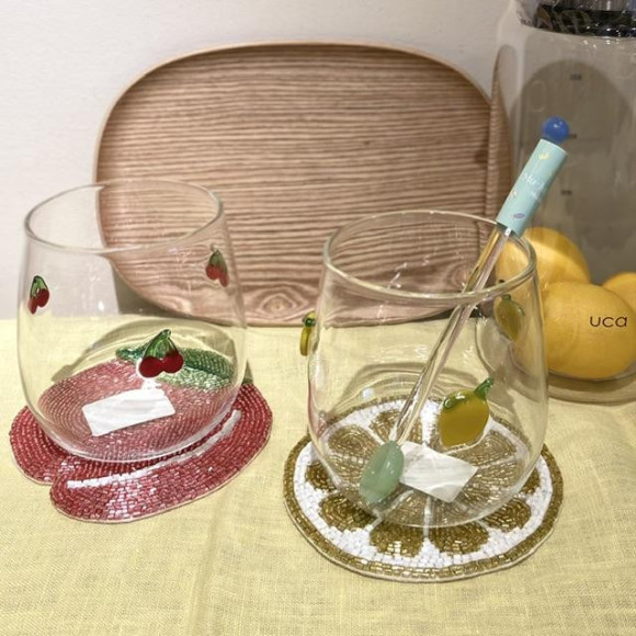 과일 모티브의 텀블러가 도착했습니다(*^-^*)