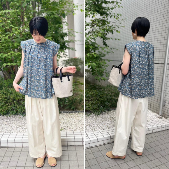爽やかな夏のブラウスをご紹介します