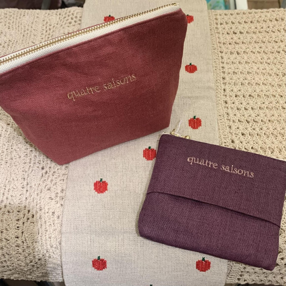 quatre saisons's original pouch has arrived.♪