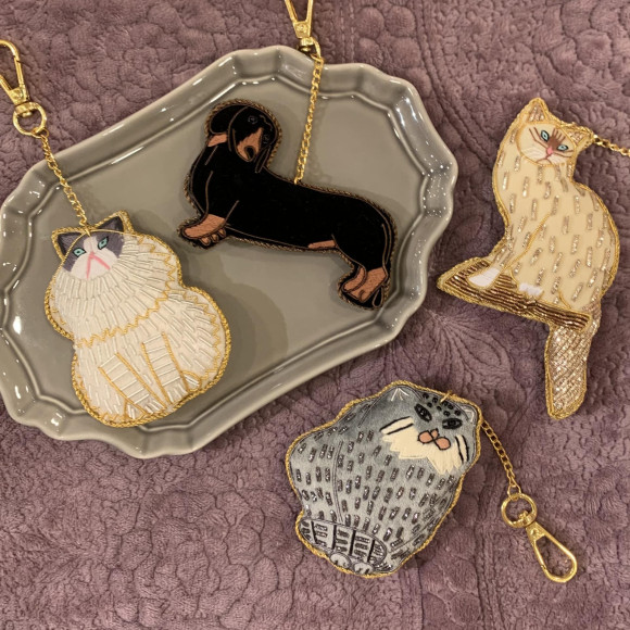 アニマルモチーフのキーホルダーでバッグのアクセントに♫