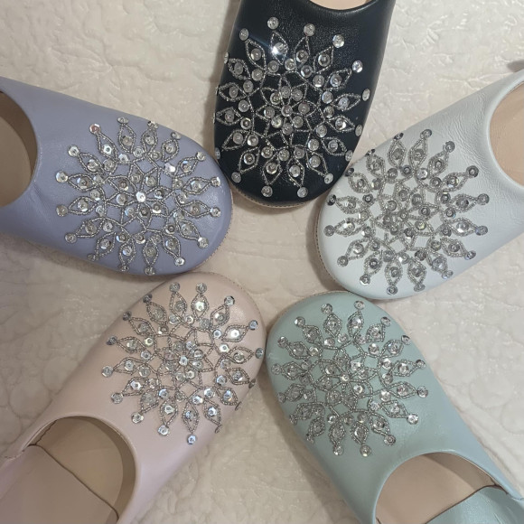 ビーズバブーシュが入荷しました。