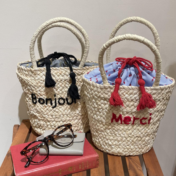 夏のお出かけに、可愛いカゴバッグ♪