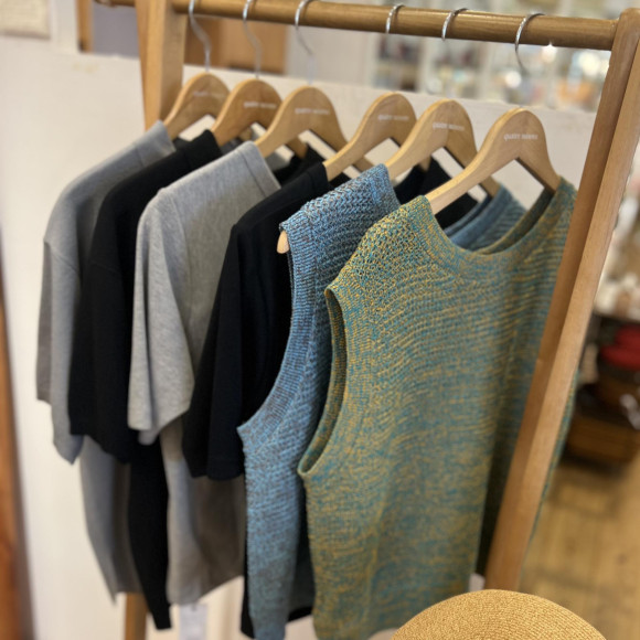 店舗限定《lelill　レリル》の上質なウェアが届きました