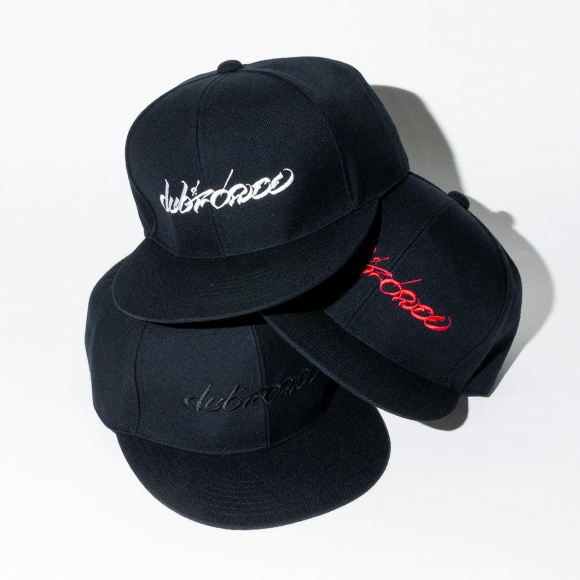 DUBFORCE×CA4LAコラボキャップ、7／10（火）の