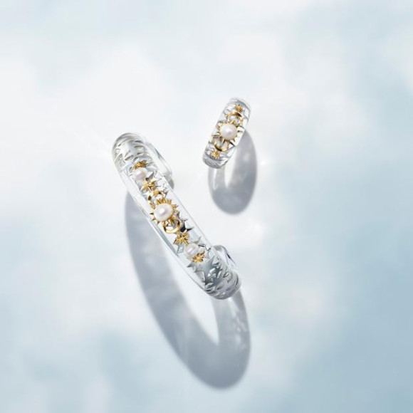 ☆新作　アクリルアイテム☆