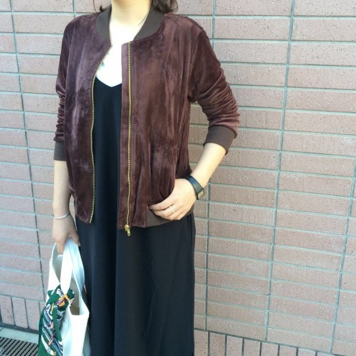 一気に今季らしくなる!ベロアブルゾン