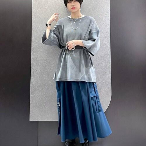 メンズのニットはウエストマーク...