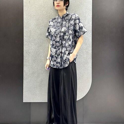 ボウタイデザインがワンポイント...