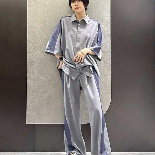 ウェーブラインが特徴的なセット...