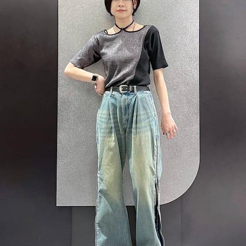 デザイントップスはインナー以外...