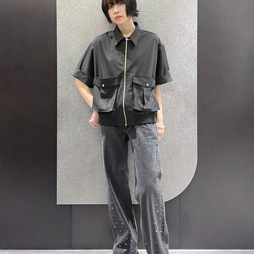 丸みのあるシルエットがポイント...