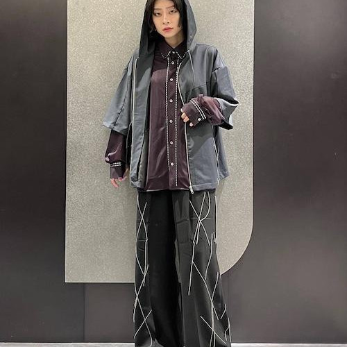 パープルのシアーシャツに半袖パ...