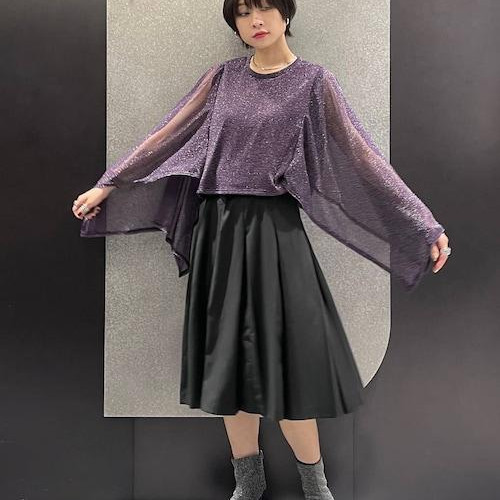 大人気のラメトップス！袖の下が...