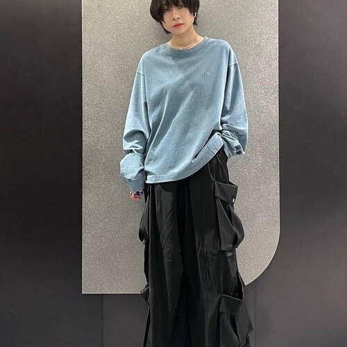 HAREロゴのスウェットは、程...